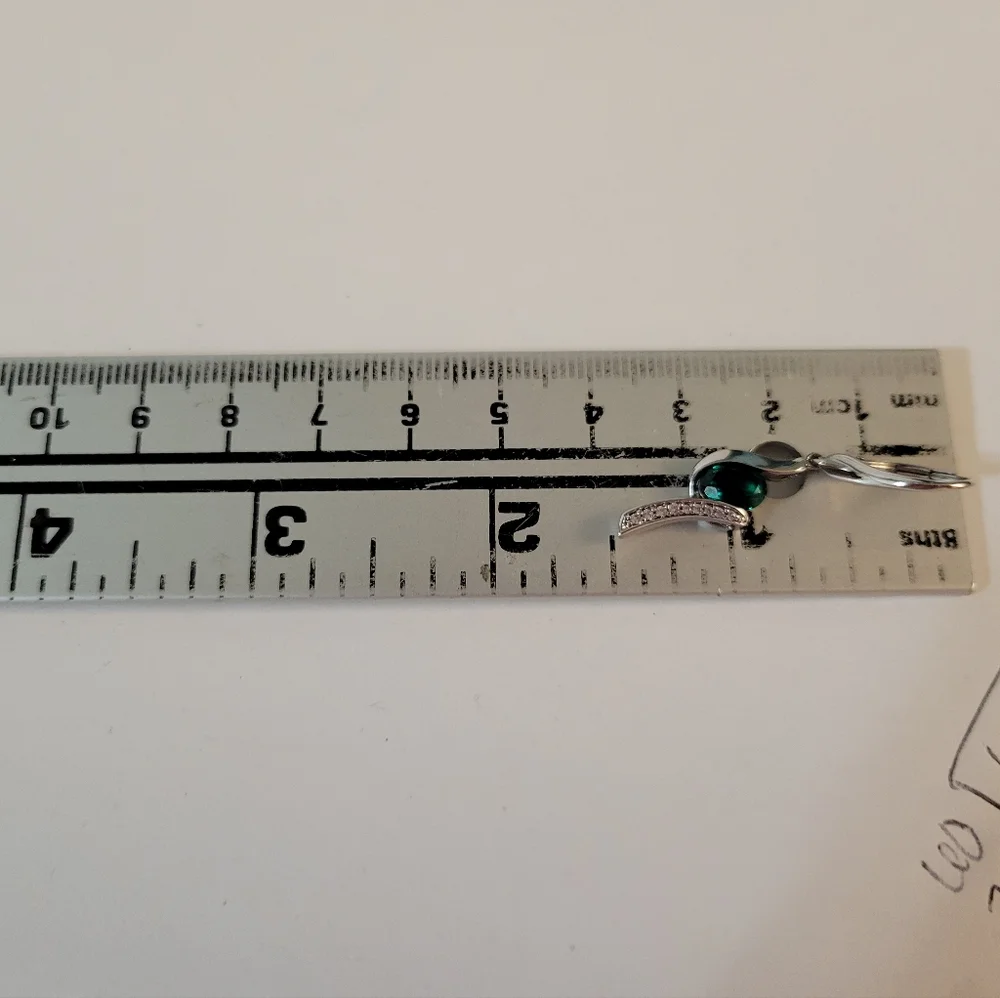 Kays Jewelery Sterling Silver Emerald Earrings NEW - Picture 6 of 6